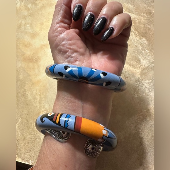 Two wooden handpainteded Southwest style pattern bracelets 8” - Picture 3 of 6
